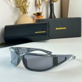 Picture of Balenciga Sunglasses _SKUfw54023025fw